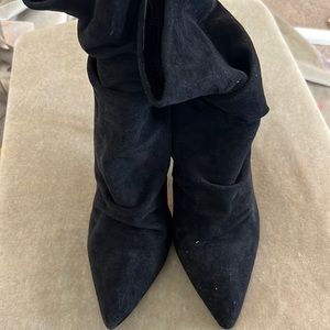 👠 Get ready for fall season!!!! Black Vegan Suede. 4 1/2” Heel Boot. Size 11